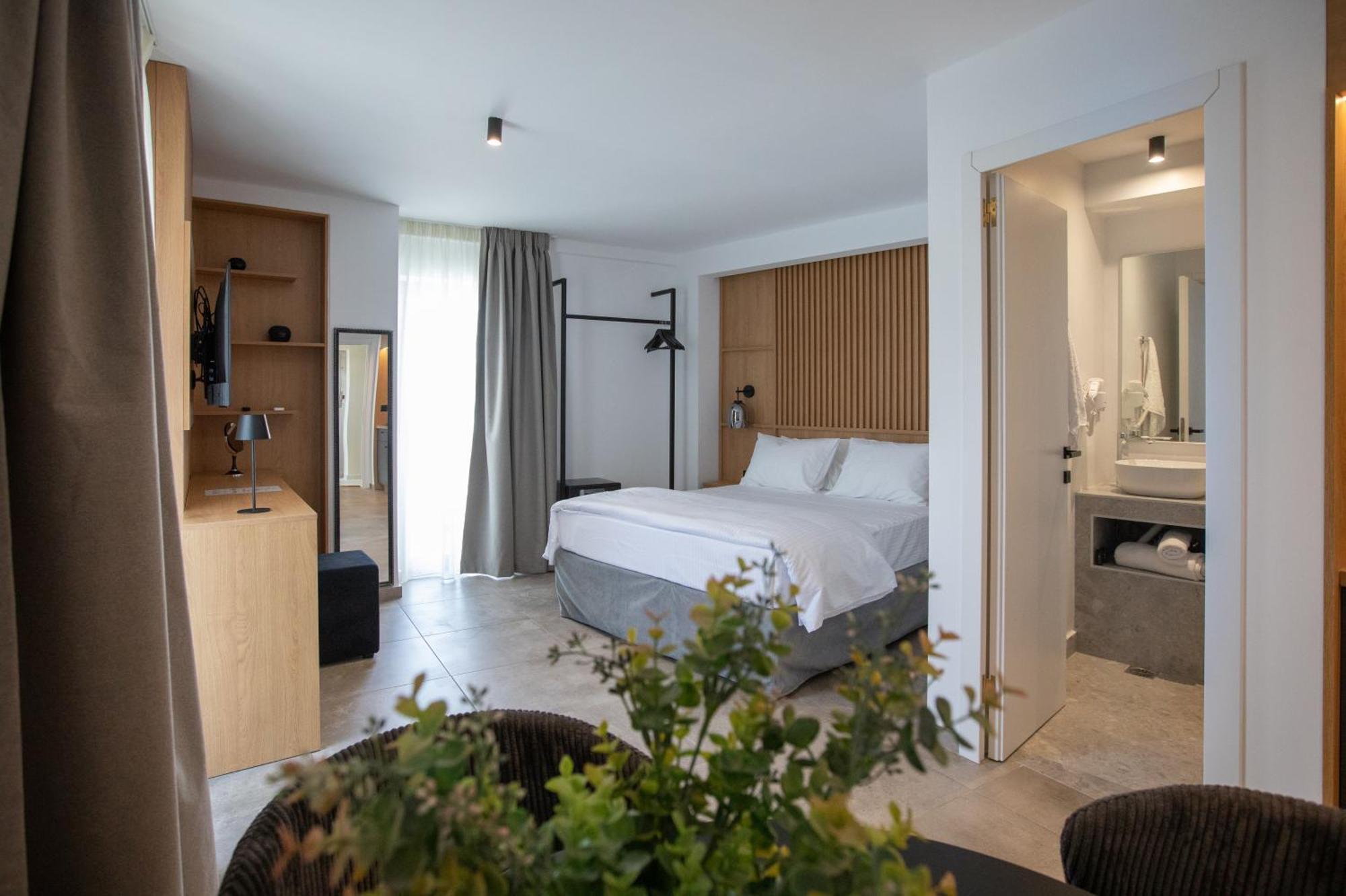 Griffin Suites Iraklion Buitenkant foto