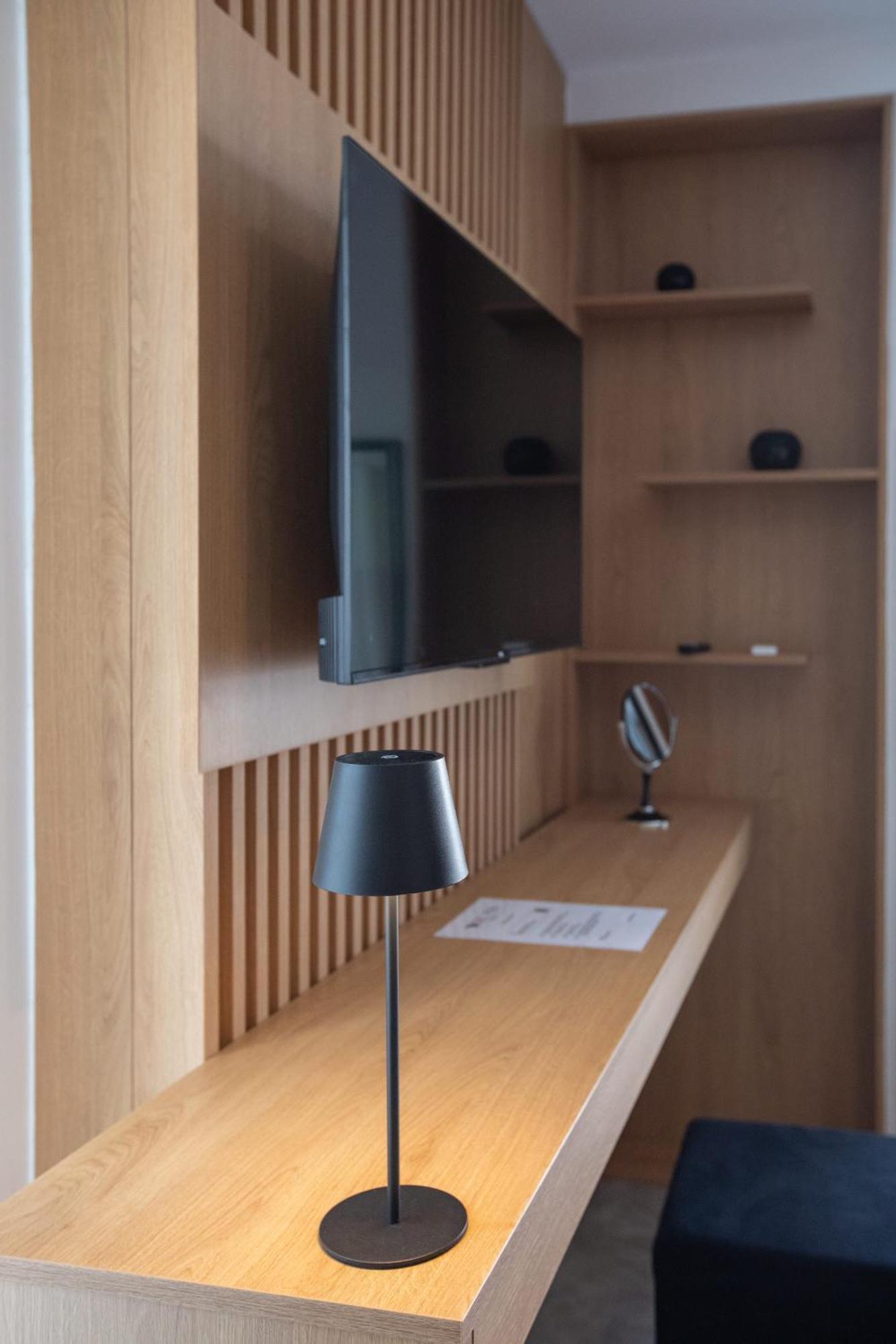 Griffin Suites Iraklion Buitenkant foto