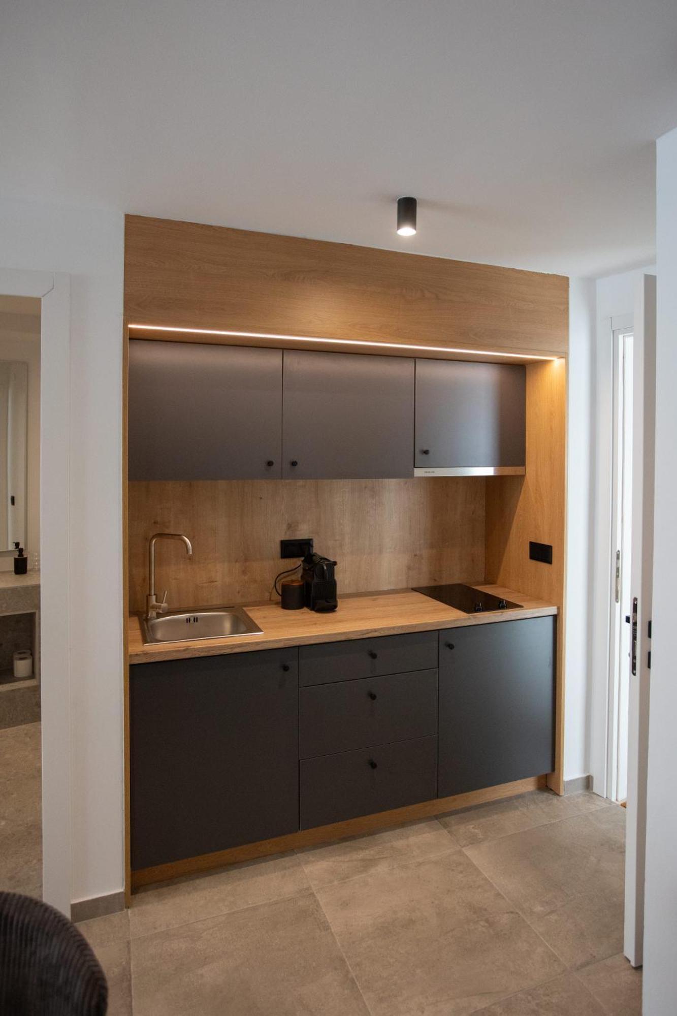 Griffin Suites Iraklion Buitenkant foto