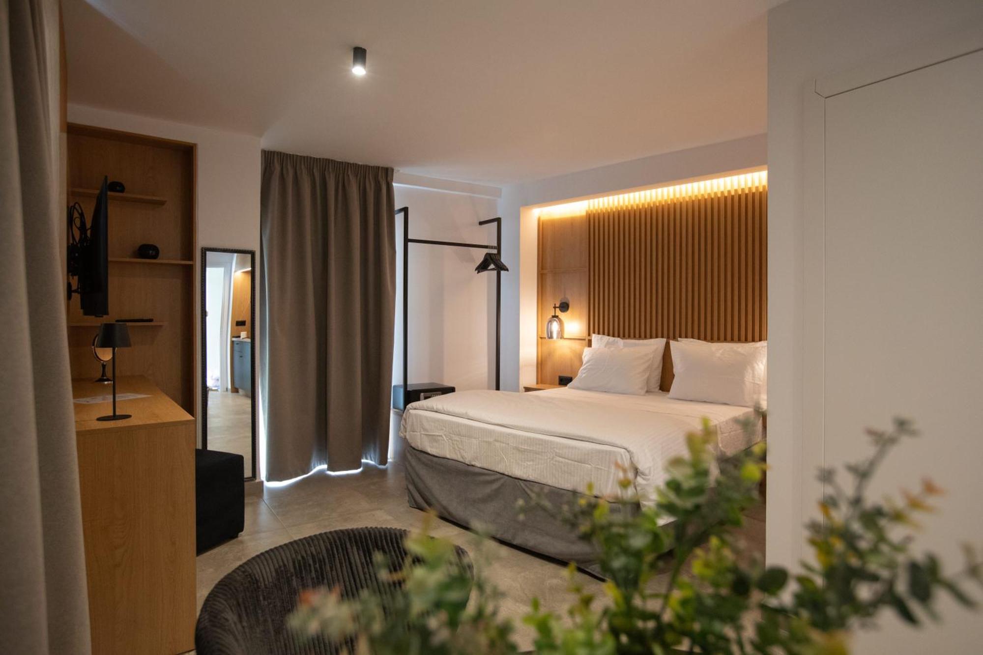 Griffin Suites Iraklion Buitenkant foto