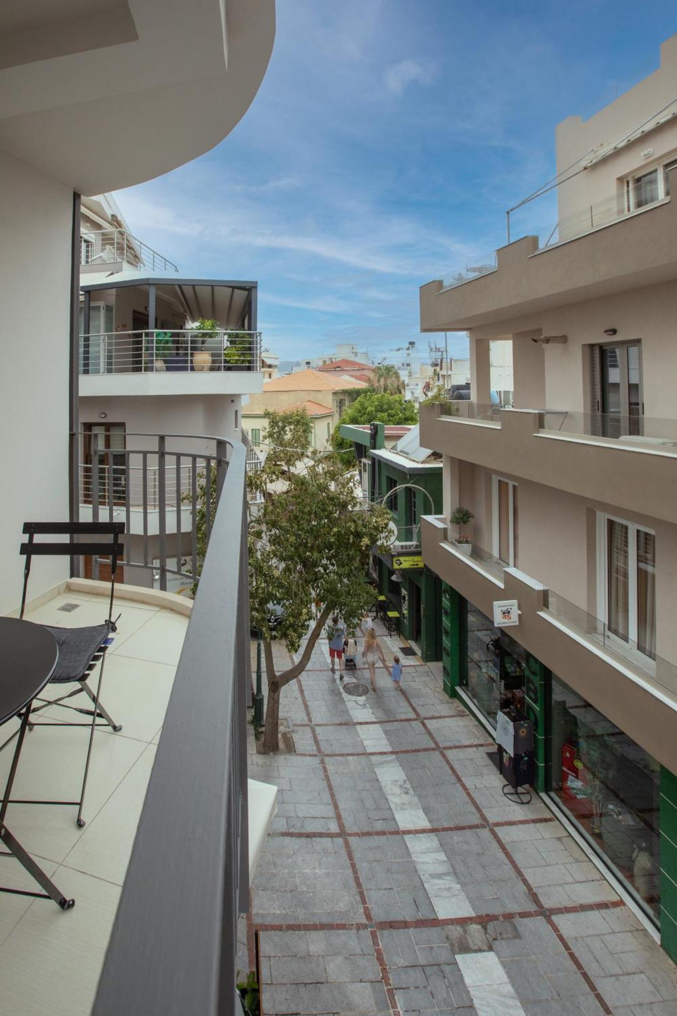 Griffin Suites Iraklion Buitenkant foto