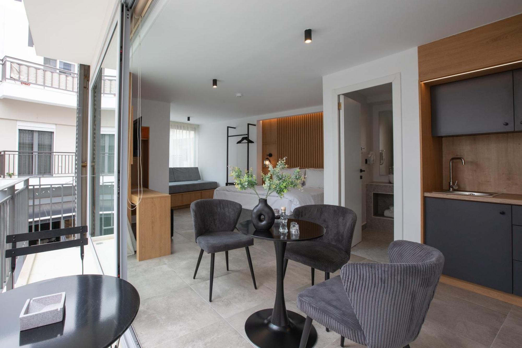 Griffin Suites Iraklion Buitenkant foto